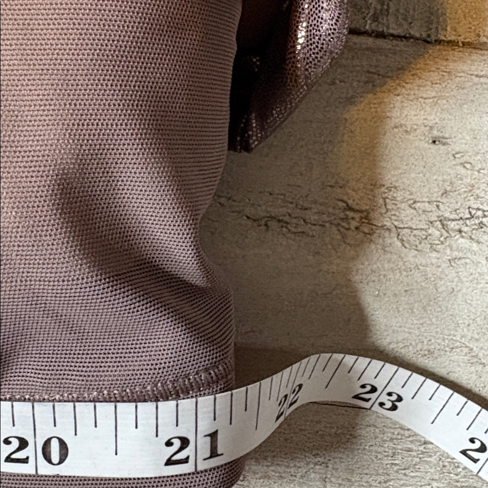 Old Navy Active Metallic Bronze Sports Bra 4X - Picture 13 of 15